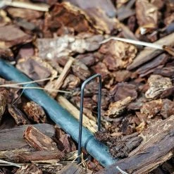 Southwest Boulder & Stone 6 in. Heavy Duty Steel Garden Staples for Weed Barrier Landscape Fabric, Irrigation Lines, and Sod (100-Pack) -Southwest Boulder Online Shop southwest boulder stone tomato cages 02 0168 1f 1000